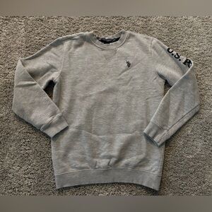 U.S. Polo Assn. Boys Youth Light Gray Crewneck Sweater Size 10/12 L